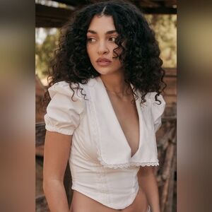 NWT House of CB Augusta white pin tuck top plunge blouse top‎ L